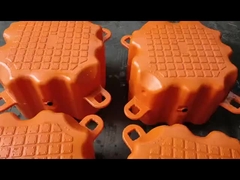 化学や腐食耐性のある様々な組み合わせのための青いPEポントンキューブ