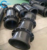 HDPE Uhmwpeは24インチ管の海洋の浚渫船工業を10インチ並べた