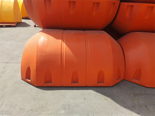 多様な水面条件に適した多用で耐久性のある水槽